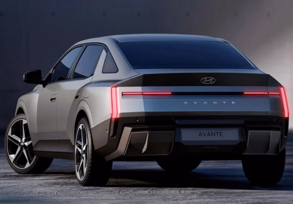 Hyundai Elantra 8
